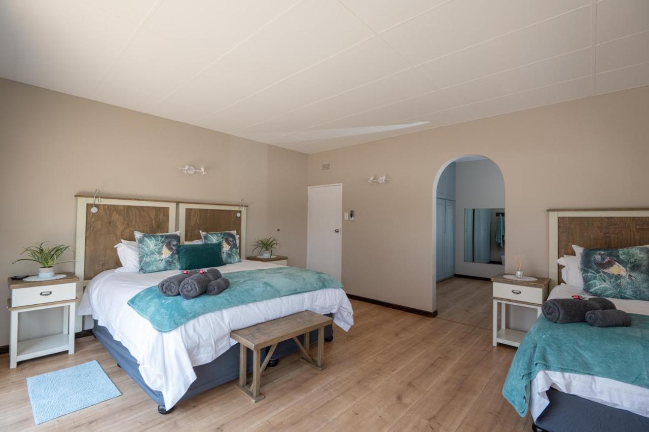 Opstal Gastehuis Potchefstroom Buitenkant foto